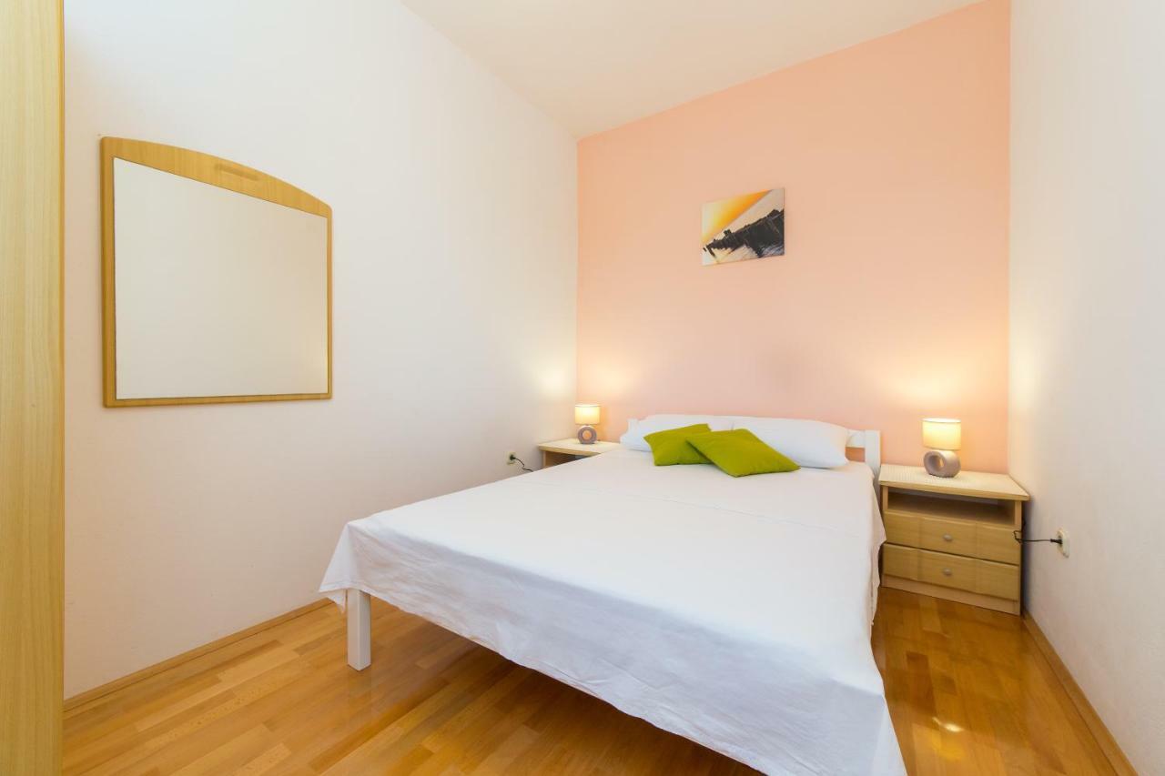 Guest House Pelja Plano Экстерьер фото