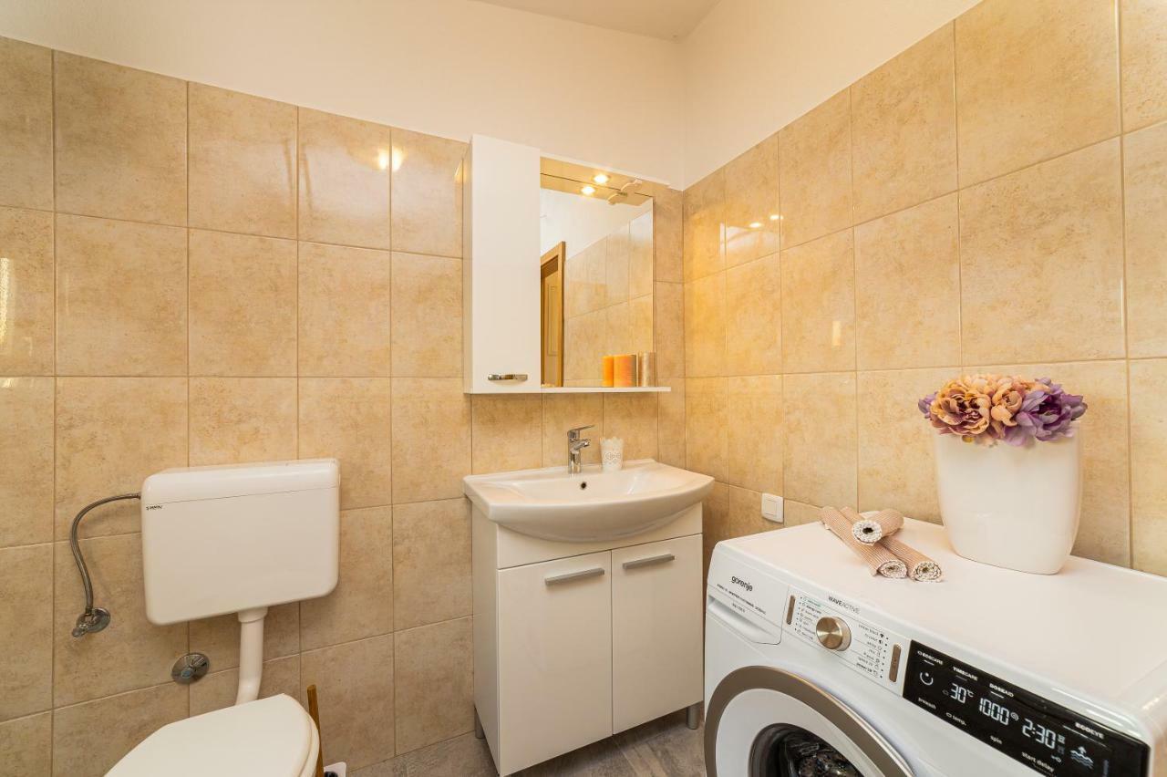 Guest House Pelja Plano Экстерьер фото